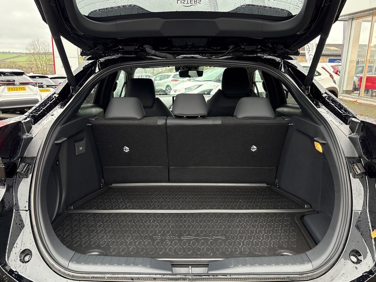 Used Toyota C-HR 2025 for sale - 76609213: Photo 10