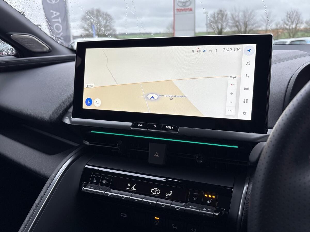 Used Toyota C-HR 2025 for sale - 76609213: Photo 11