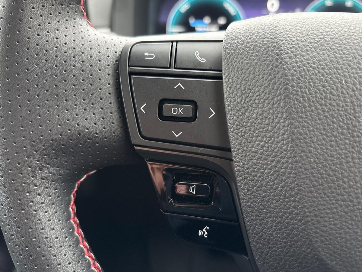 Used Toyota C-HR 2025 for sale - 76609213: Photo 13