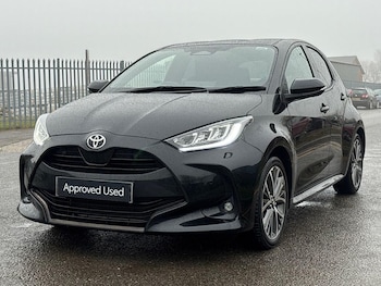 Used Toyota Yaris 2024 for sale - 77442090: Photo