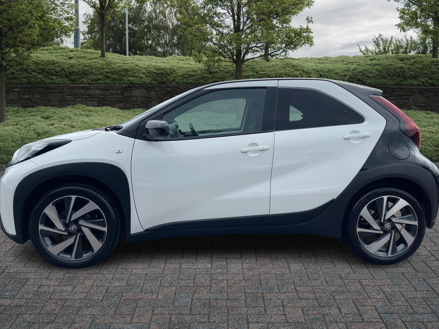 Used Toyota Aygo X 2024 for sale - 77268845: Photo 4