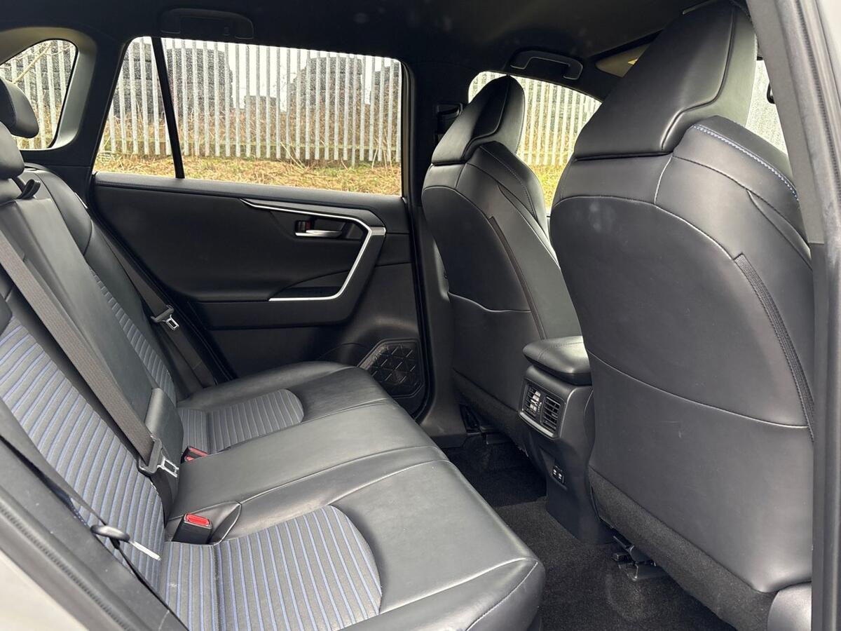 Used Toyota RAV4 2019 for sale - 78128827: Photo 24