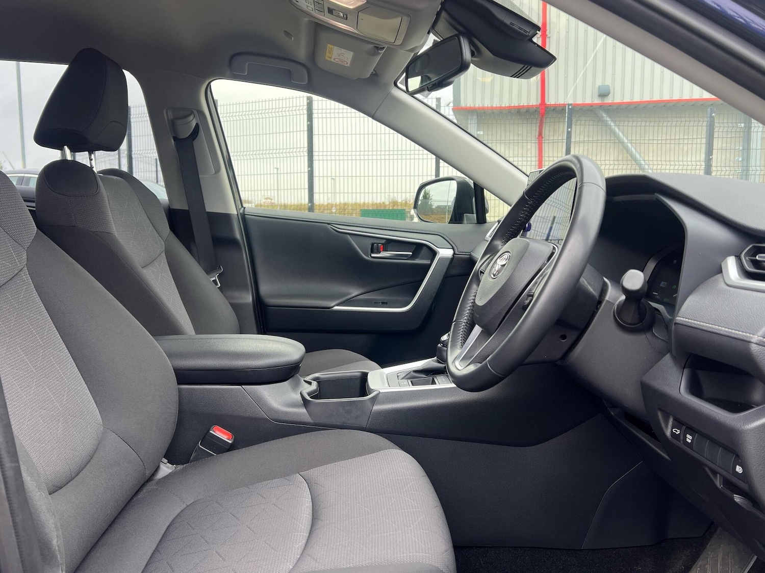 Used Toyota RAV4 2023 for sale - 76043977: Photo 16