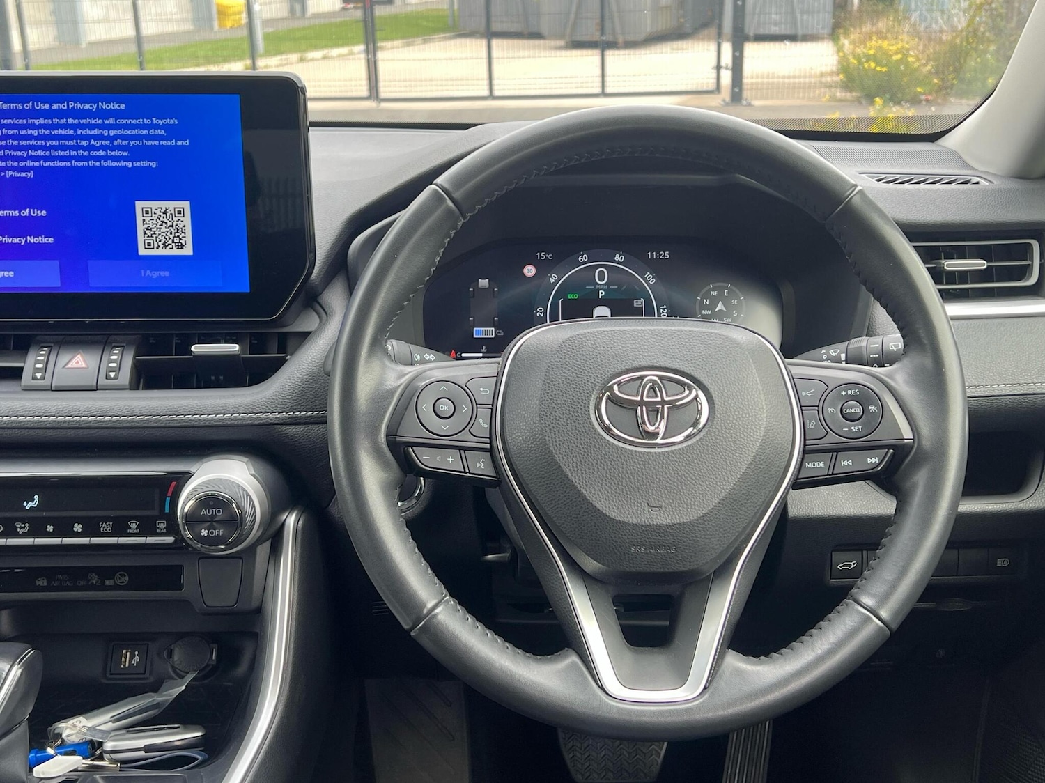 Used Toyota RAV4 2023 for sale - 76043977: Photo 8