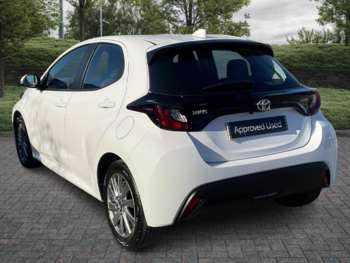 Used Toyota Yaris 2023 for sale - 74175218: Photo