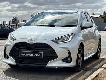 Used Toyota Yaris 2025 for sale - 79413792: Photo