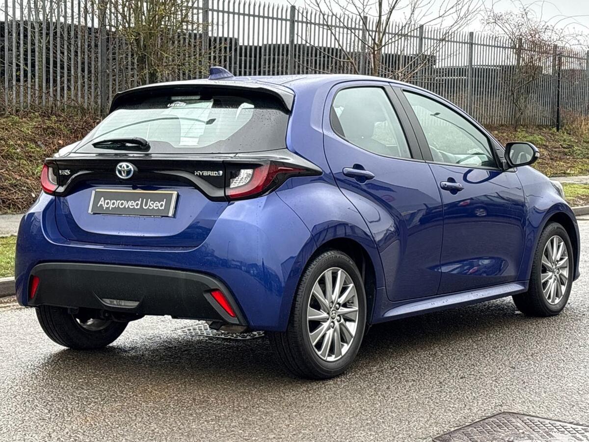 Used Toyota Yaris 2022 for sale - 77613725: Photo 13