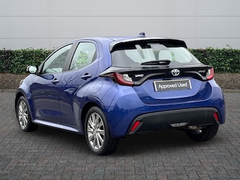 Used Toyota Yaris 2022 for sale - 77613725: Photo