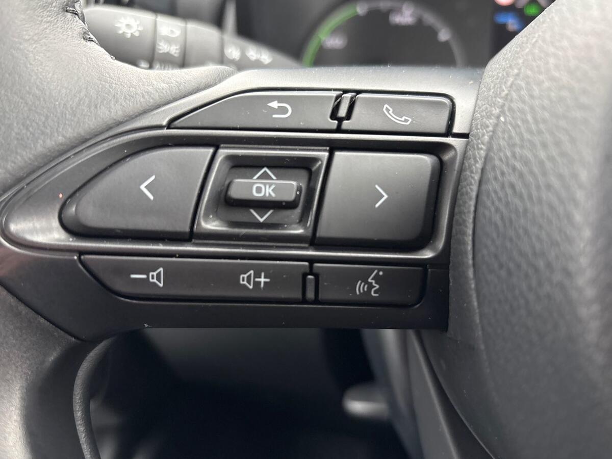 Used Toyota Yaris 2022 for sale - 77613725: Photo 30