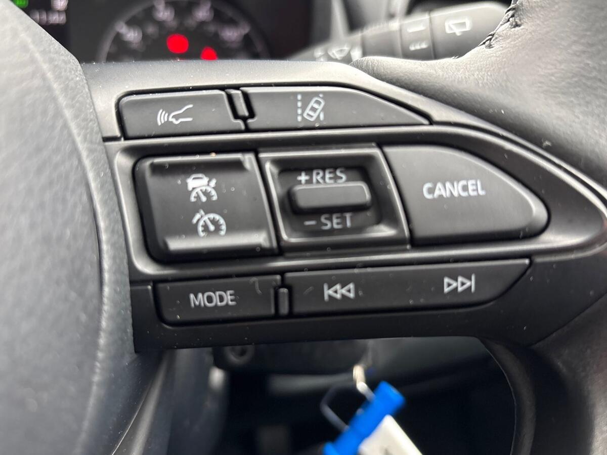 Used Toyota Yaris 2022 for sale - 77613725: Photo 31