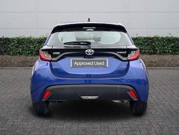 Used Toyota Yaris 2022 for sale - 77613725: Photo