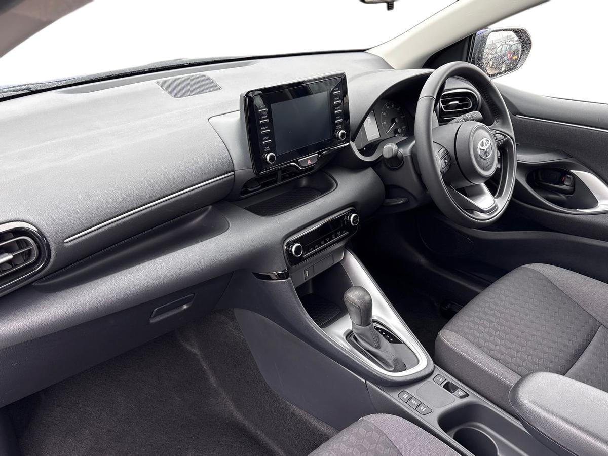 Used Toyota Yaris 2022 for sale - 77613725: Photo 7