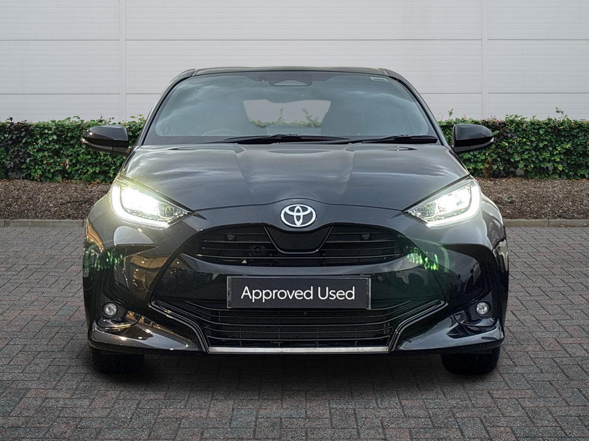 Used Toyota Yaris 2024 for sale - 76692777: Photo 2