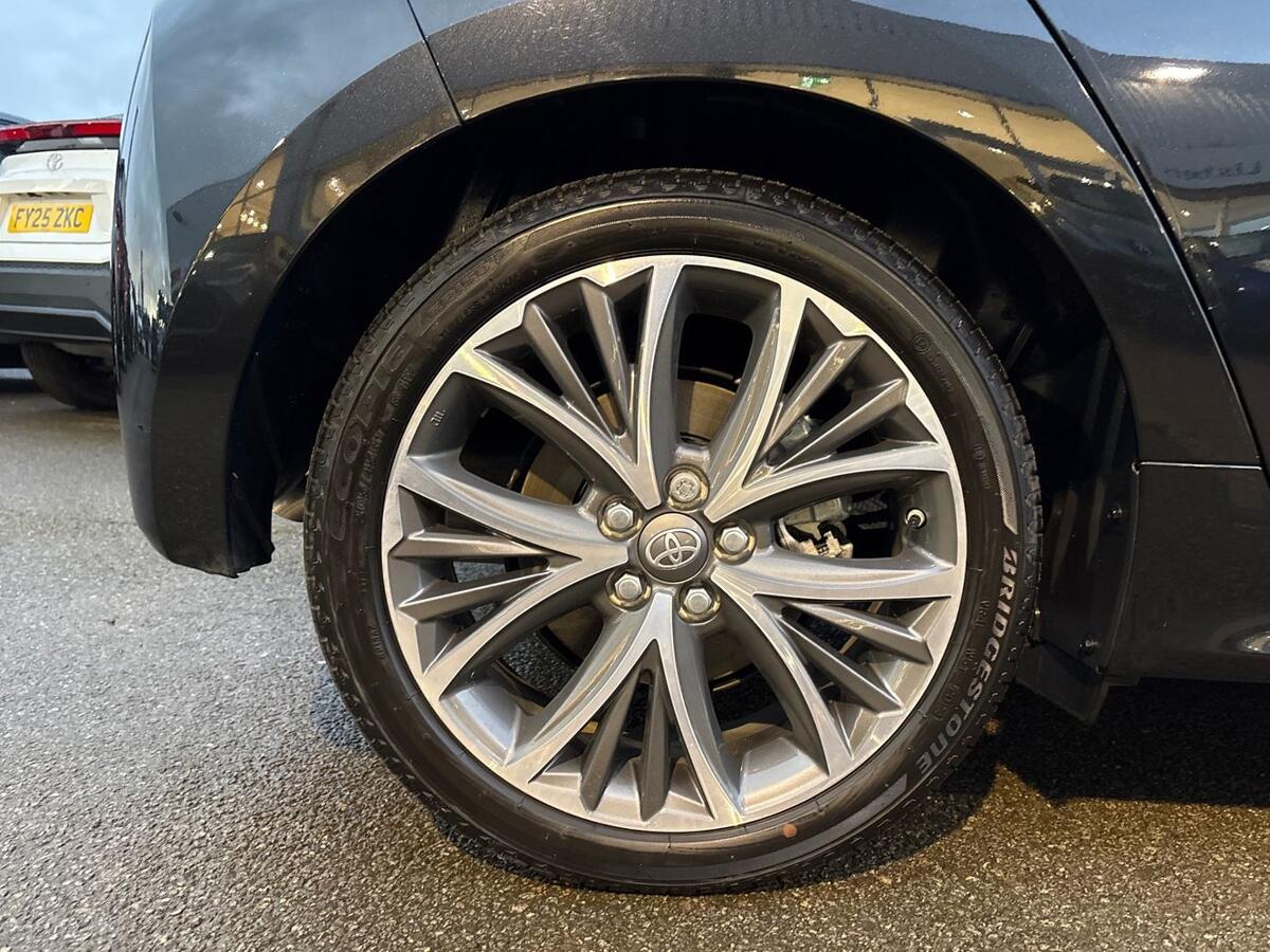 Used Toyota Yaris 2024 for sale - 76692777: Photo 24