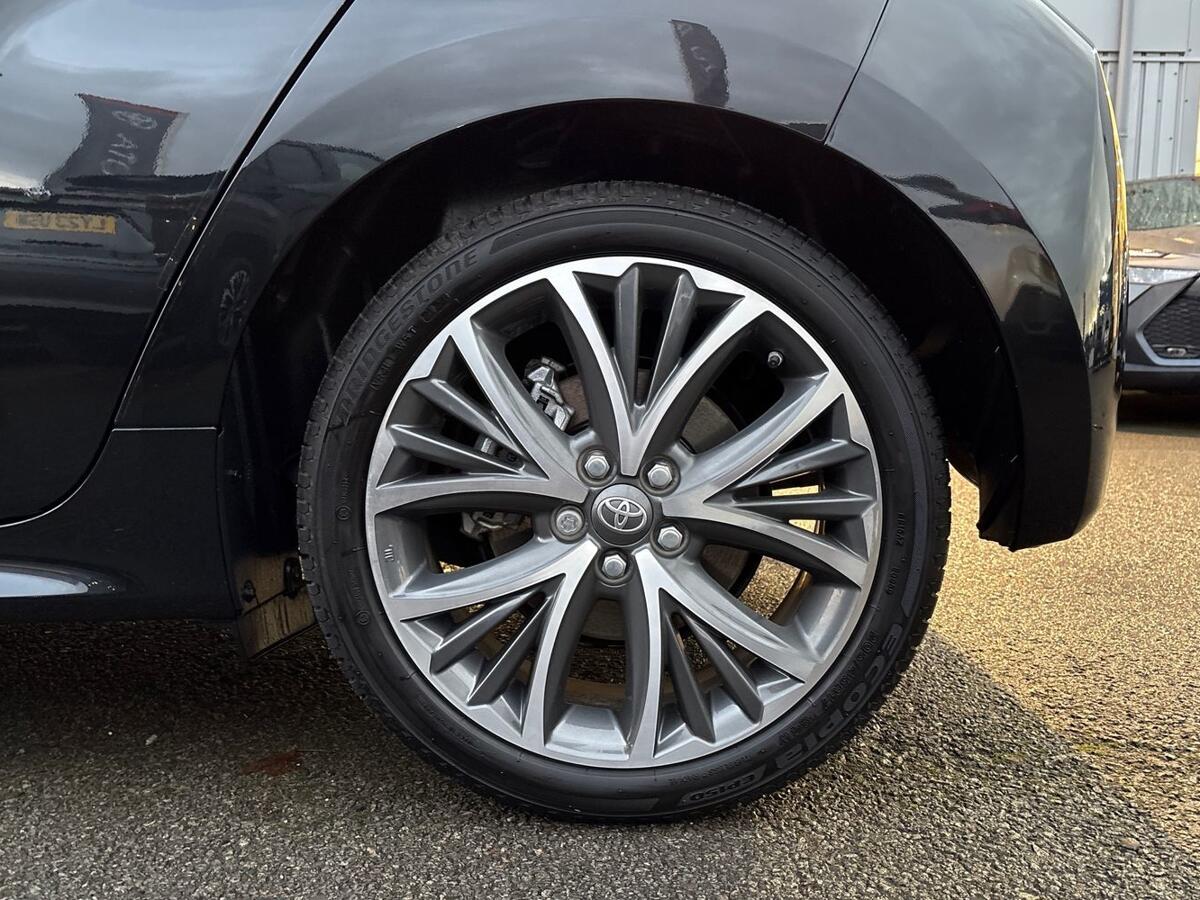 Used Toyota Yaris 2024 for sale - 76692777: Photo 25
