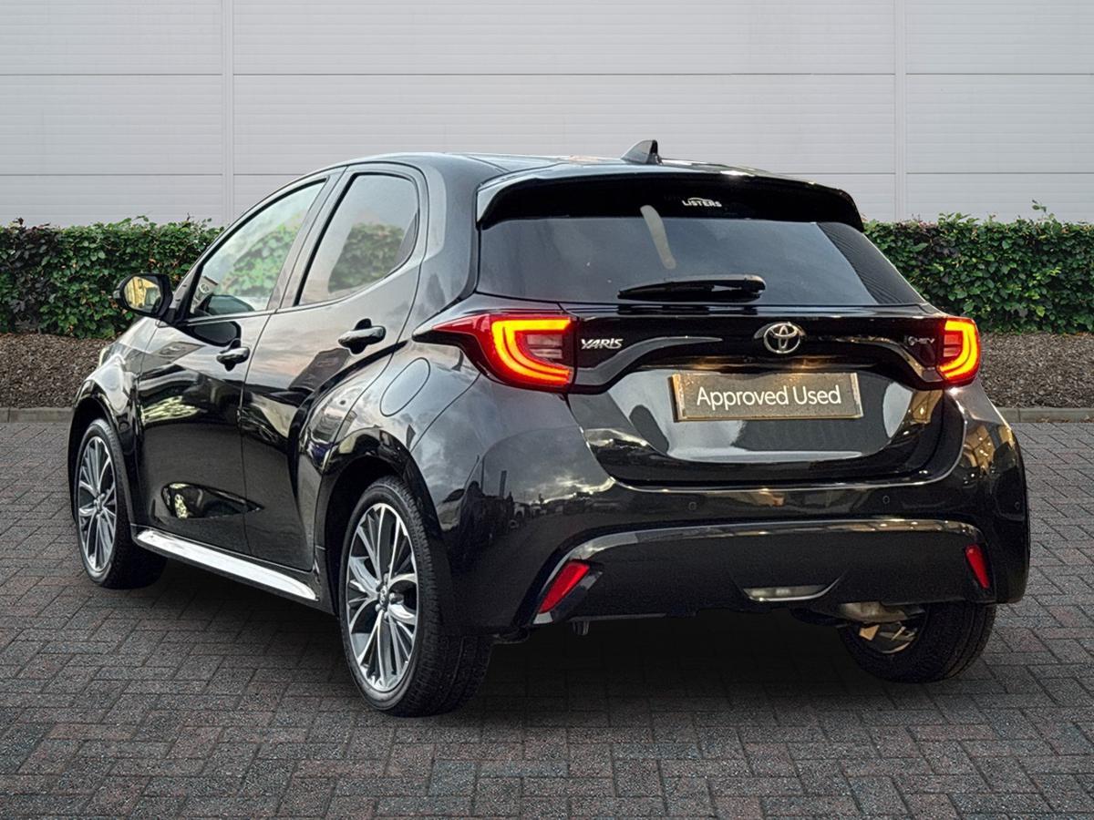 Used Toyota Yaris 2024 for sale - 76692777: Photo 5