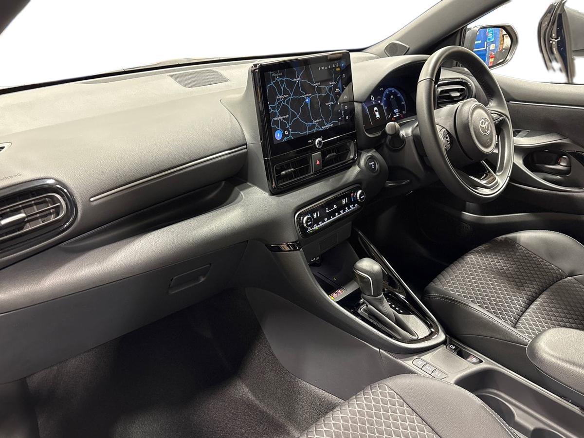 Used Toyota Yaris 2024 for sale - 76692777: Photo 9