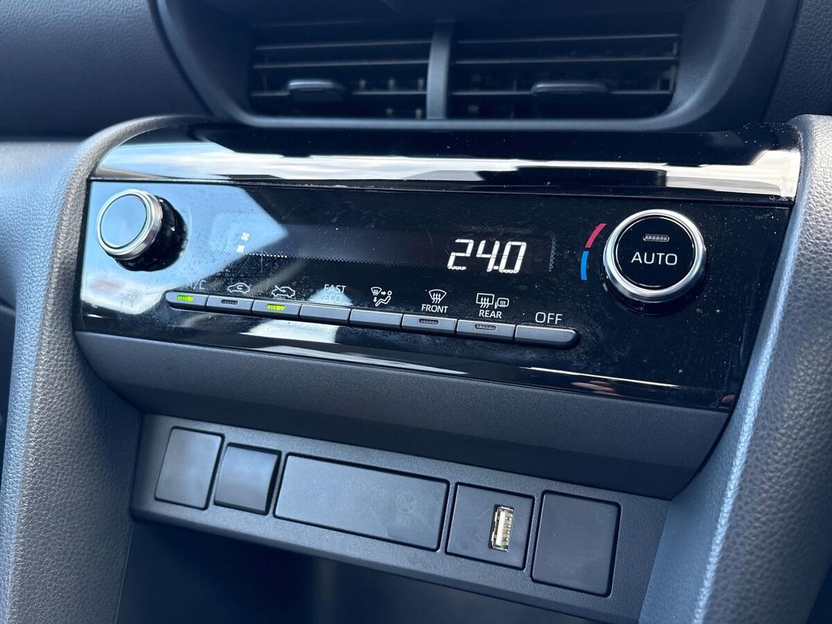 Used Toyota Yaris 2023 for sale - 76800409: Photo 19