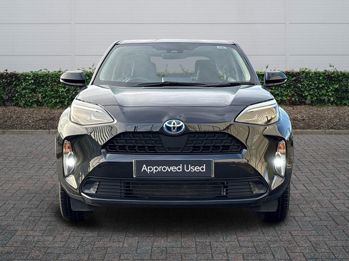Used Toyota Yaris 2023 for sale - 76800409: Photo 2