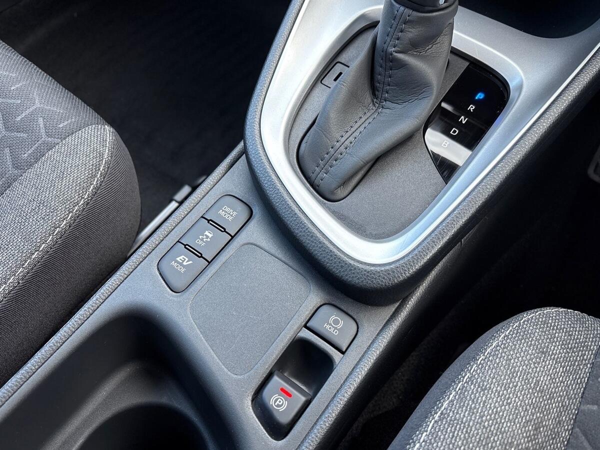 Used Toyota Yaris 2023 for sale - 76800409: Photo 21