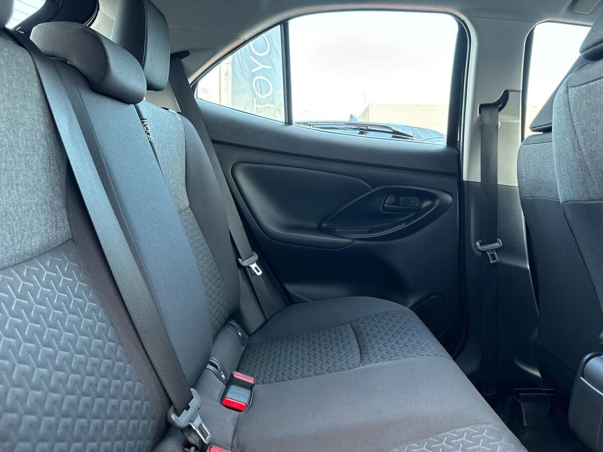 Used Toyota Yaris 2023 for sale - 76800409: Photo 24