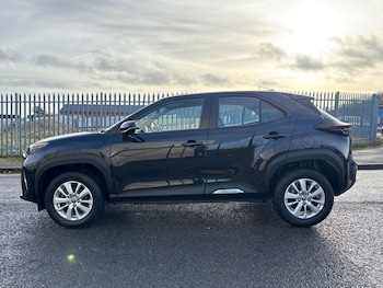 Used Toyota Yaris 2023 for sale - 76800409: Photo