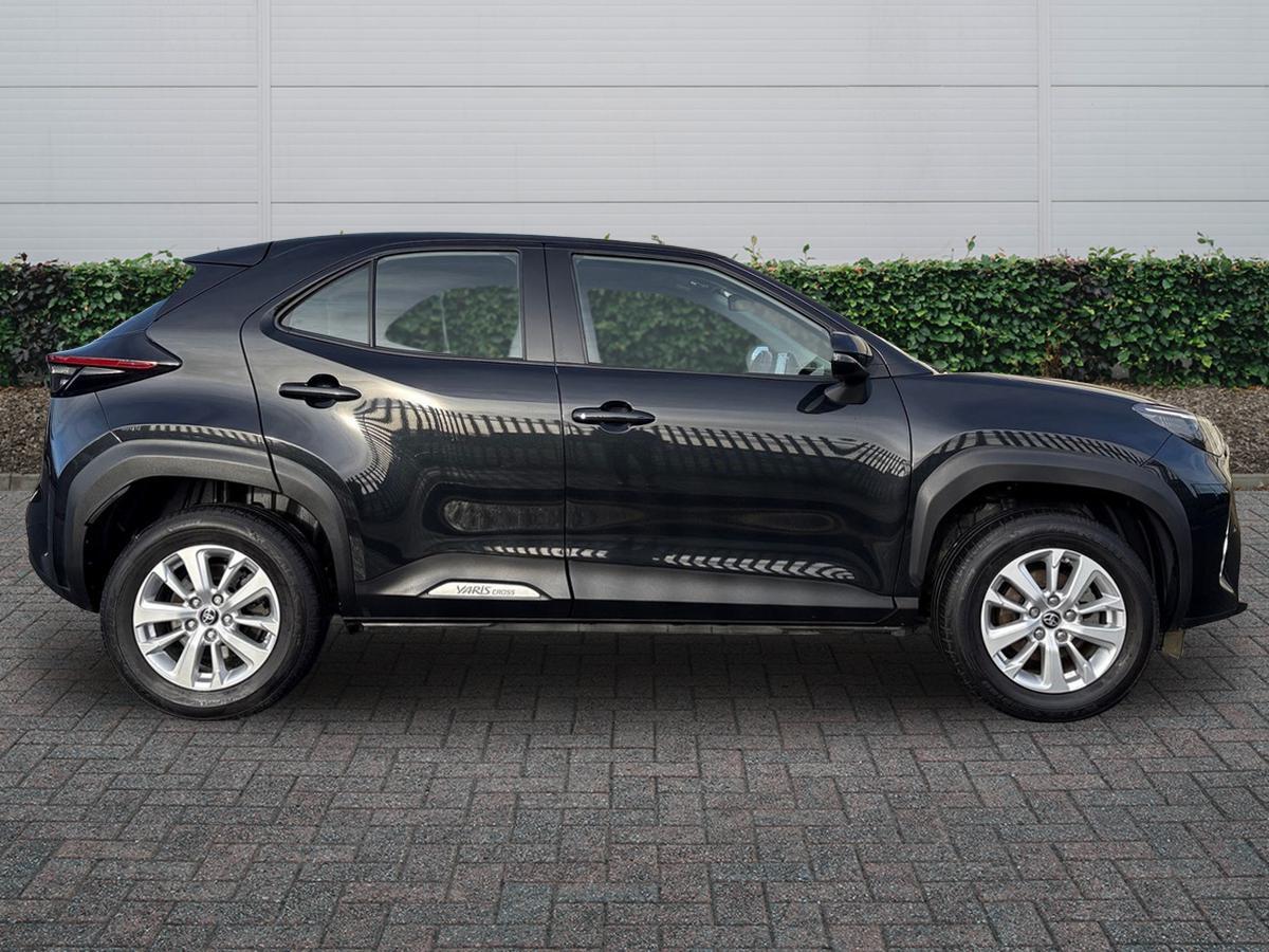 Used Toyota Yaris 2023 for sale - 76800409: Photo 8