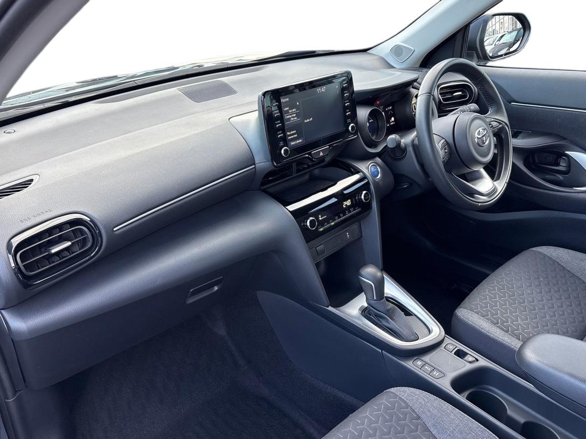 Used Toyota Yaris 2023 for sale - 76800409: Photo 9