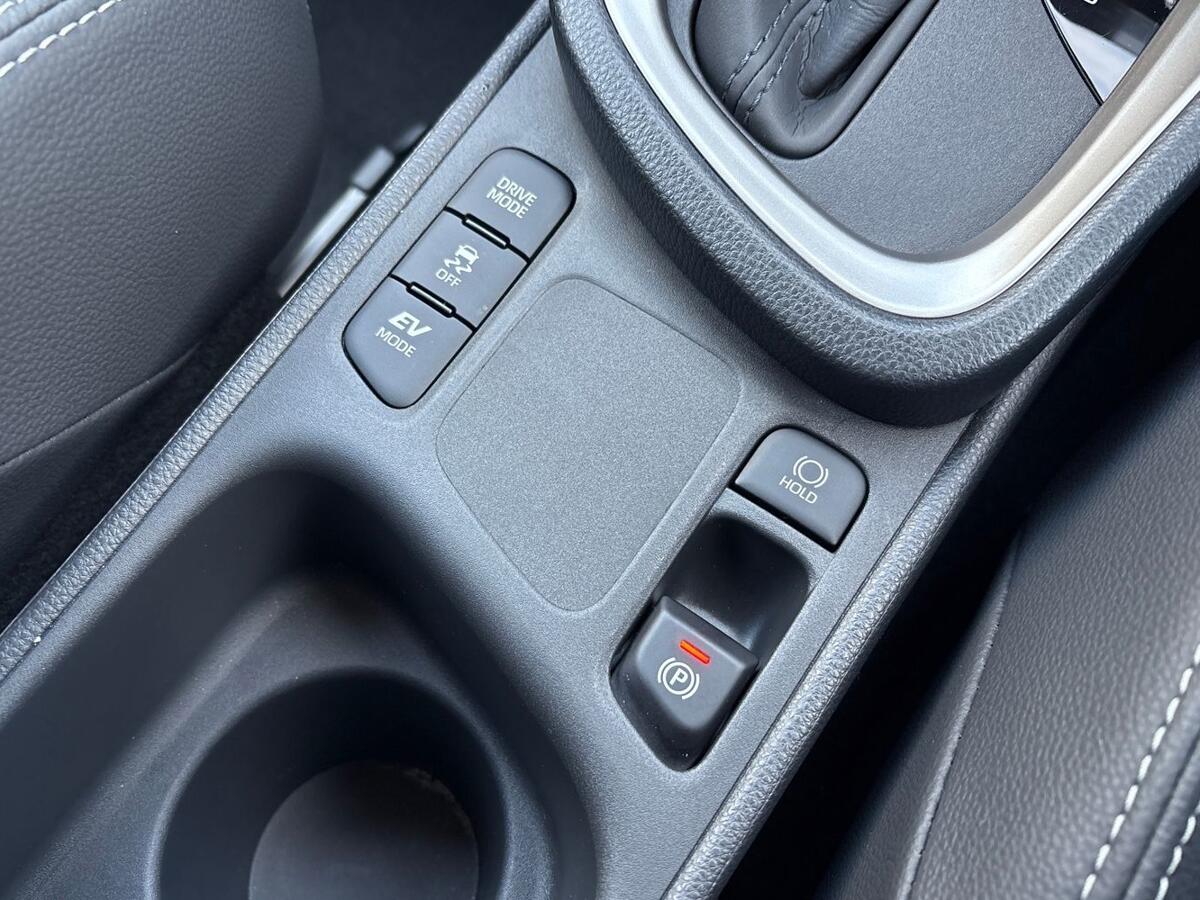 Used Toyota Yaris 2023 for sale - 76586508: Photo 19