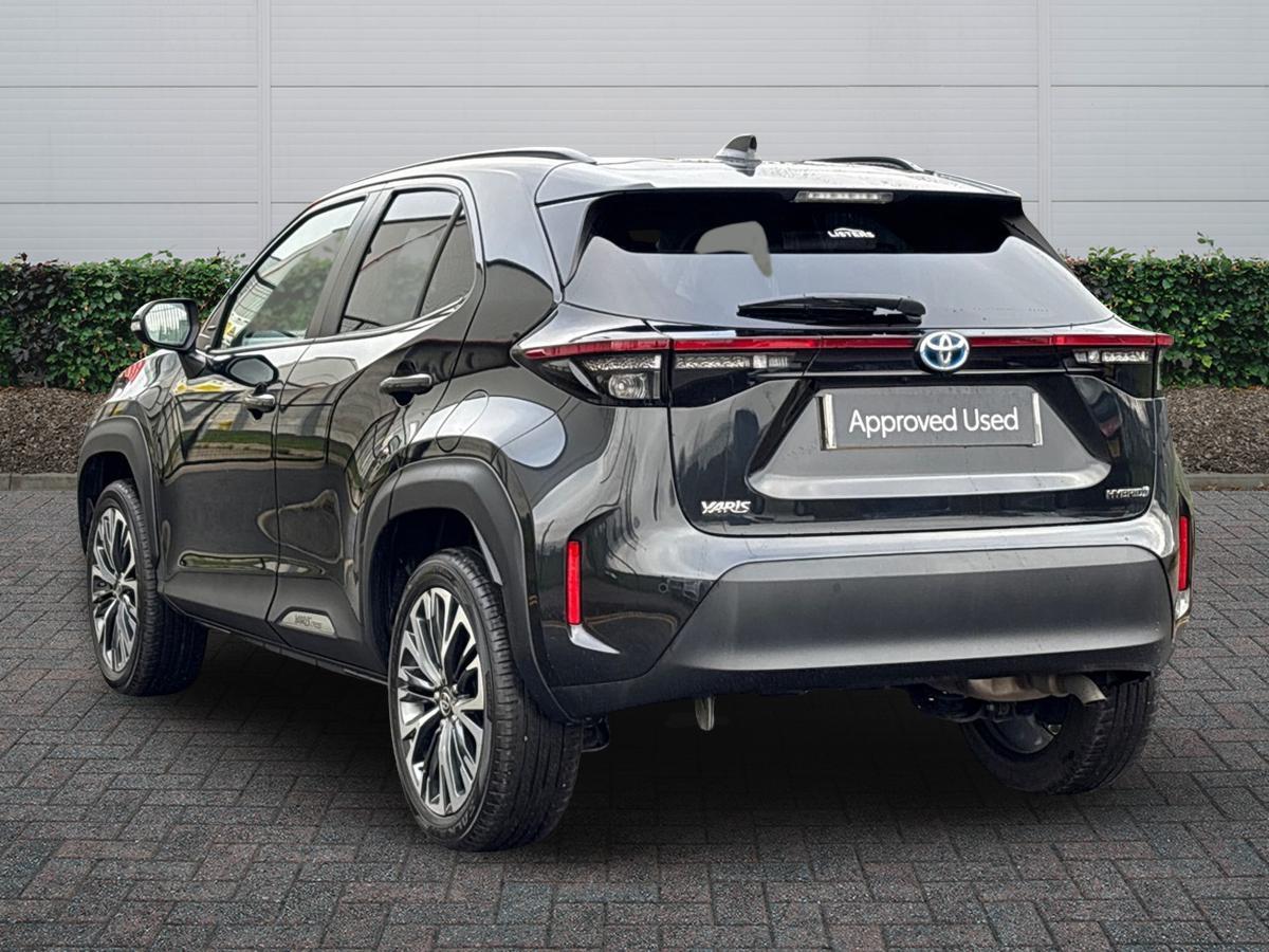 Used Toyota Yaris 2023 for sale - 76586508: Photo 2