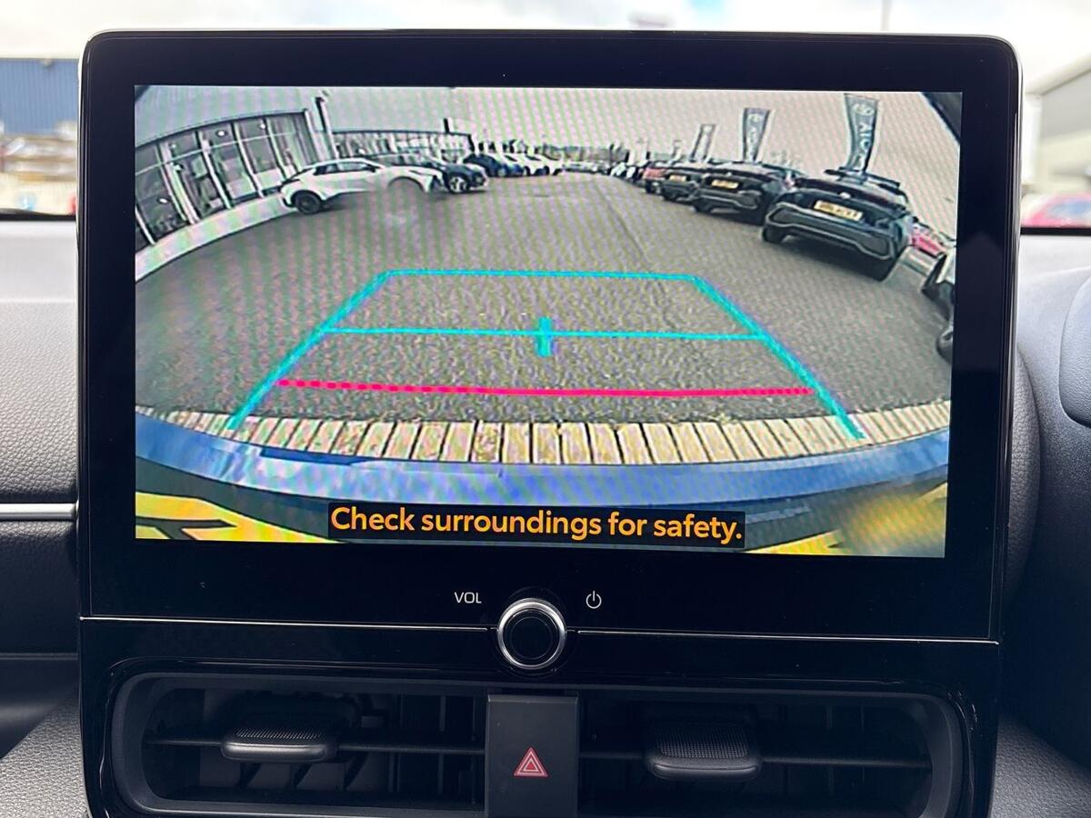 Used Toyota Yaris 2025 for sale - 76609233: Photo 13