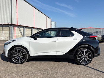Used Toyota C-HR 2025 for sale - 77941547: Photo