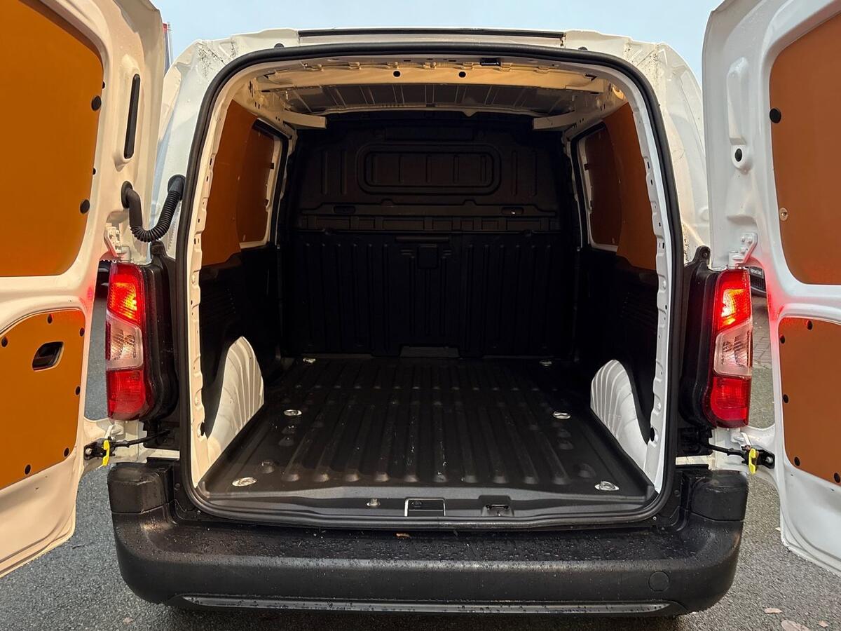 Used Toyota ProAce 2022 for sale - 76539530: Photo 18