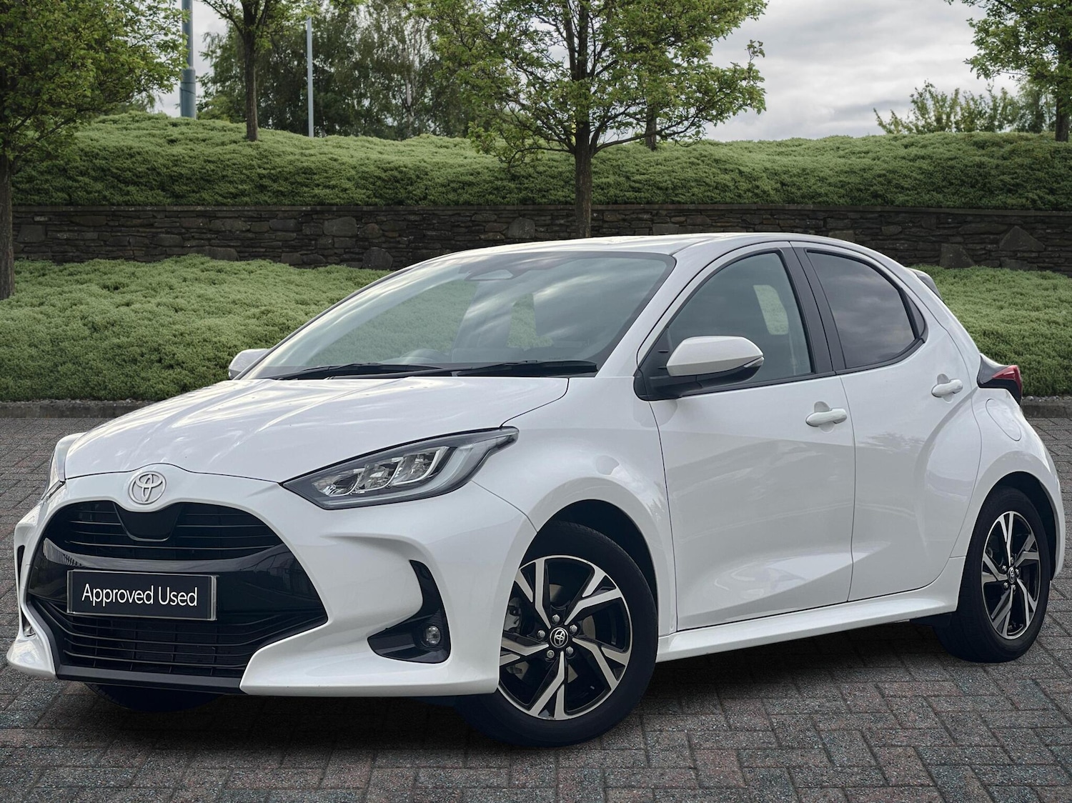 Used Toyota Yaris 2024 for sale - 76086092: Photo 3