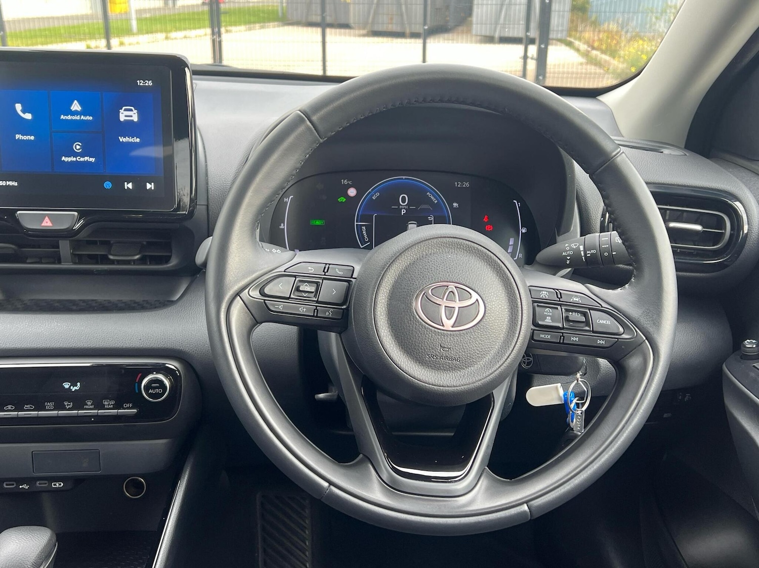 Used Toyota Yaris 2024 for sale - 76086092: Photo 6