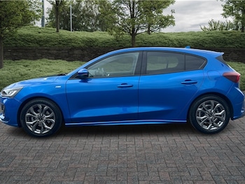 Used Ford Focus 2023 for sale - 75533722: Photo