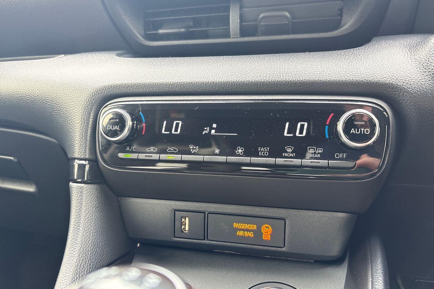 Used Toyota Yaris 2022 for sale - 78128818: Photo 19