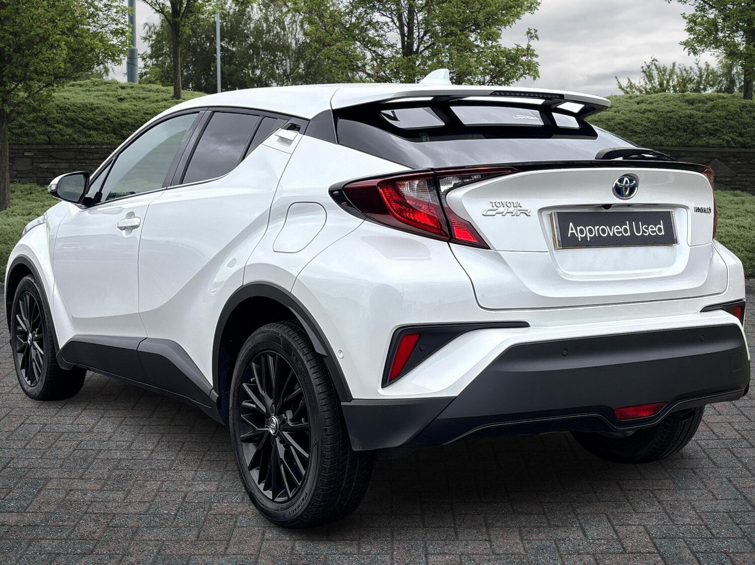 Used Toyota C-HR 2023 for sale - 76410295: Photo 4