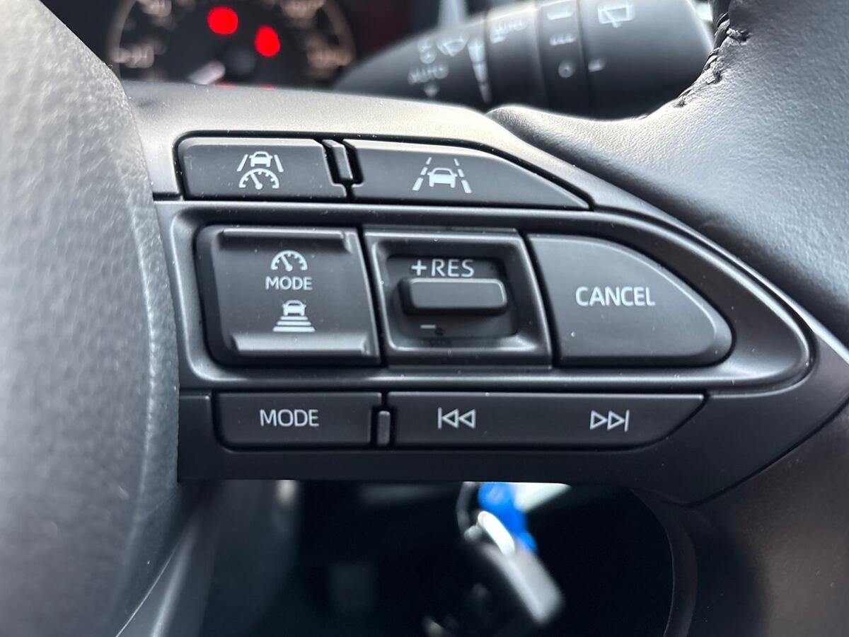 Used Toyota Yaris 2025 for sale - 76800499: Photo 14