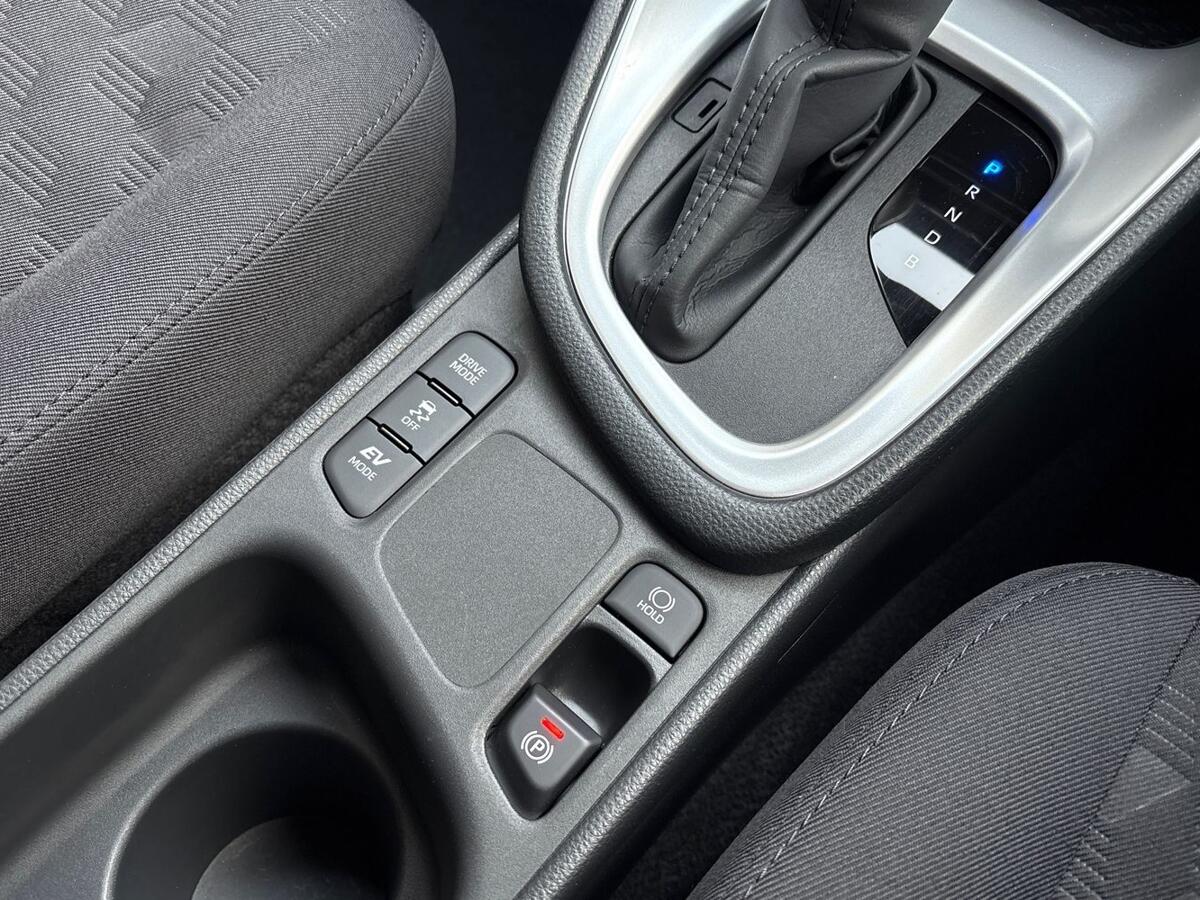 Used Toyota Yaris 2025 for sale - 76800499: Photo 17