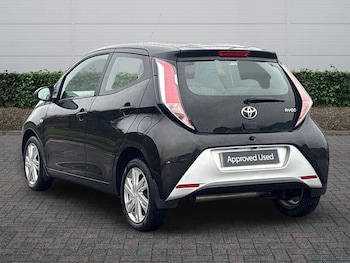 Used Toyota AYGO 2016 for sale - 77480021: Photo