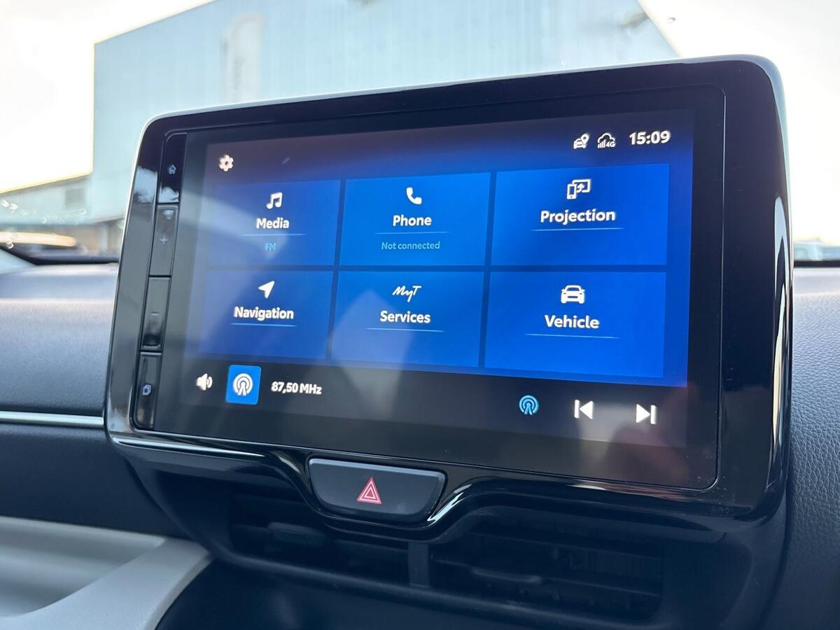 Used Toyota Yaris 2023 for sale - 76837639: Photo 11