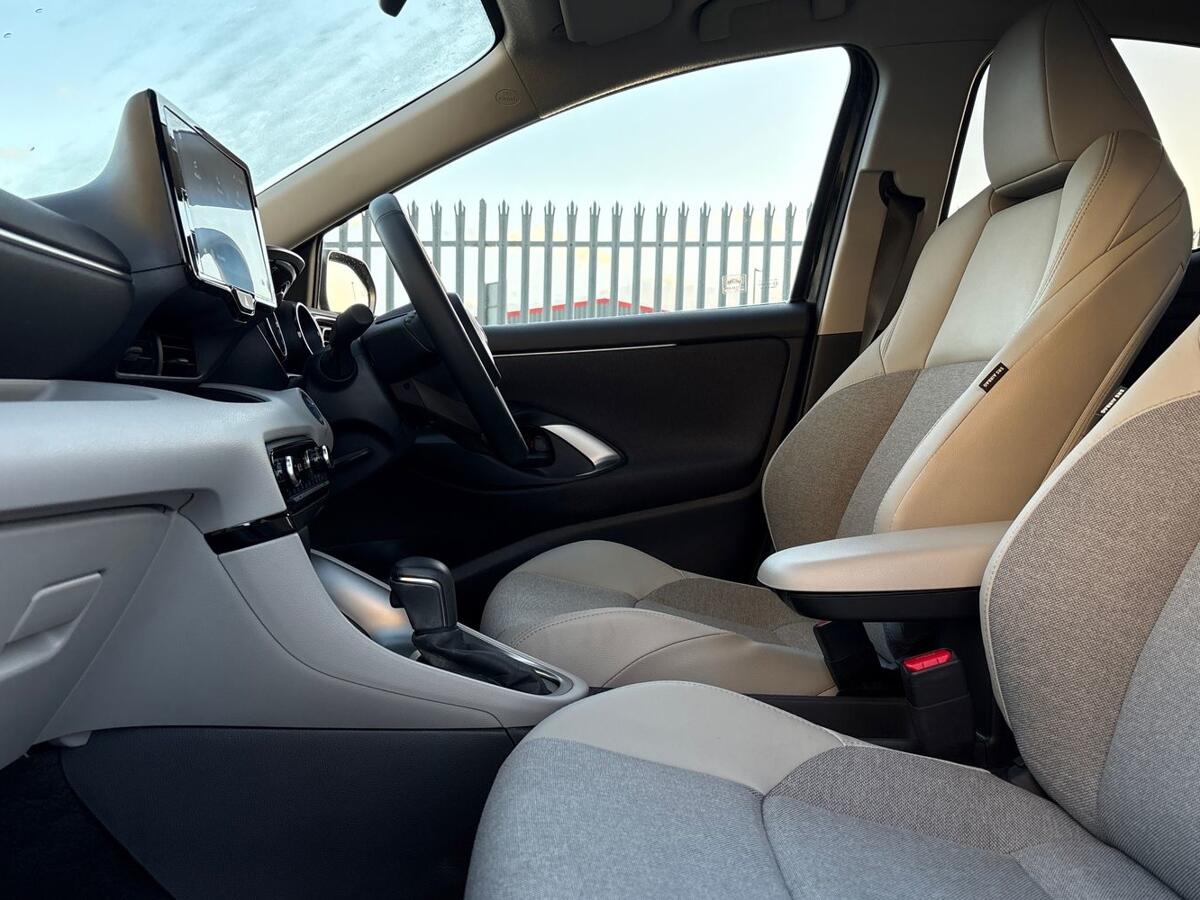 Used Toyota Yaris 2023 for sale - 76837639: Photo 17