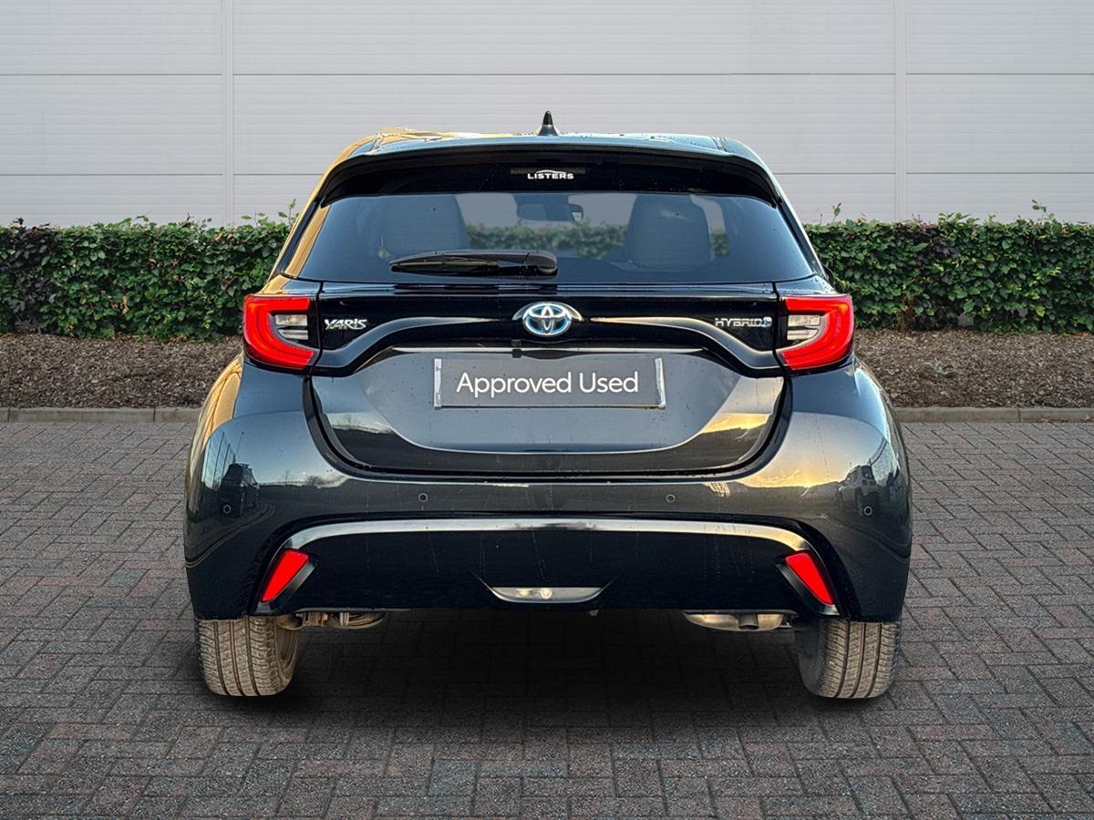 Used Toyota Yaris 2023 for sale - 76837639: Photo 4