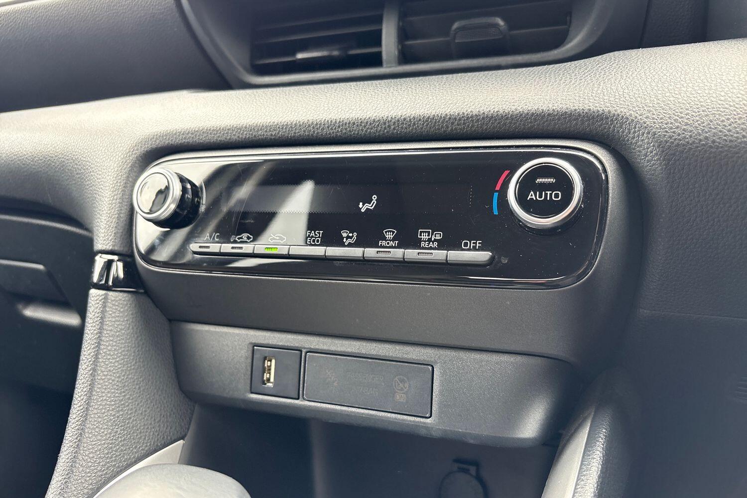 Used Toyota Yaris 2022 for sale - 78128811: Photo 22