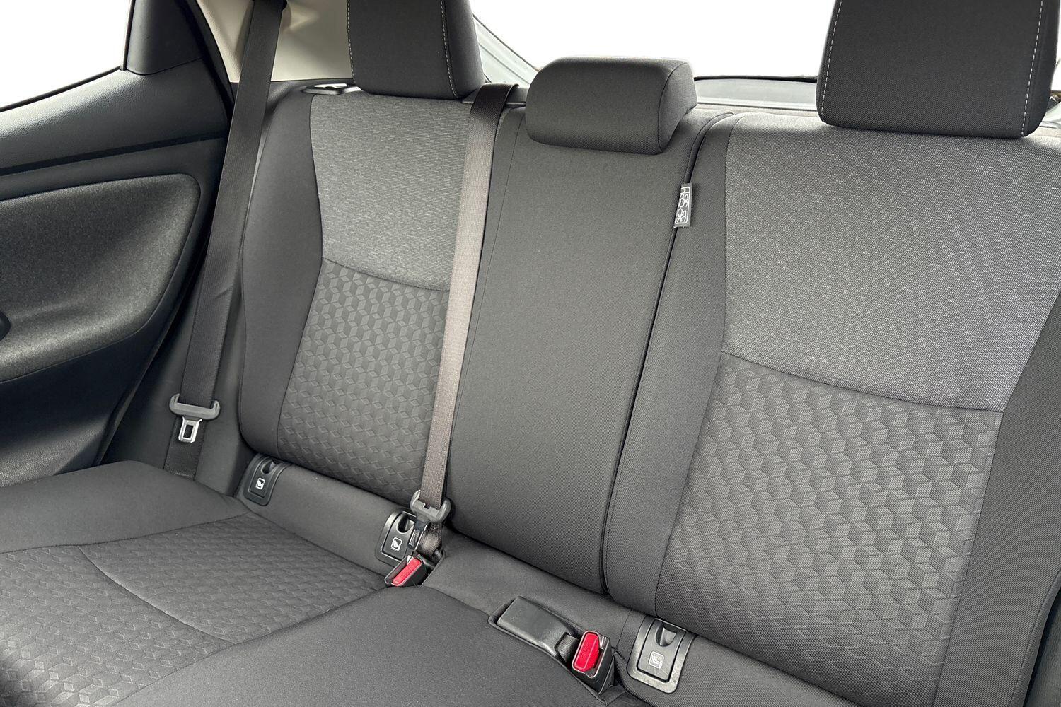 Used Toyota Yaris 2022 for sale - 78128811: Photo 25