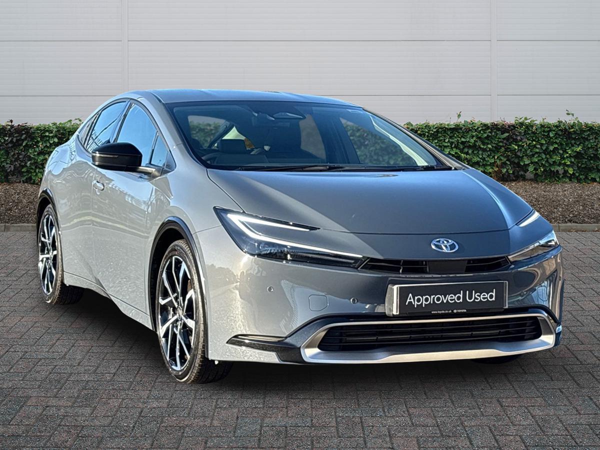 Used Toyota Prius 2024 for sale - 76800515: Photo 1