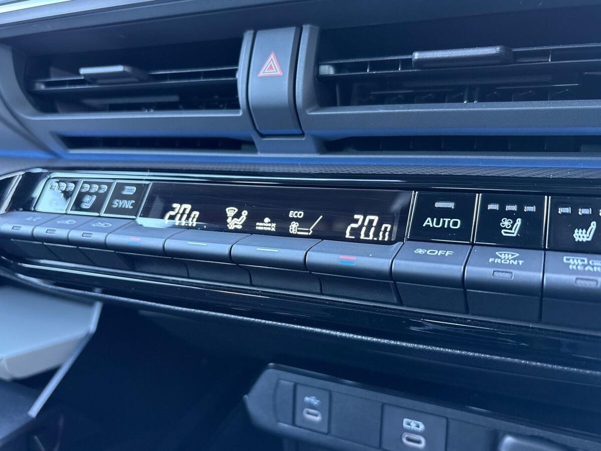 Used Toyota Prius 2024 for sale - 76800515: Photo 16