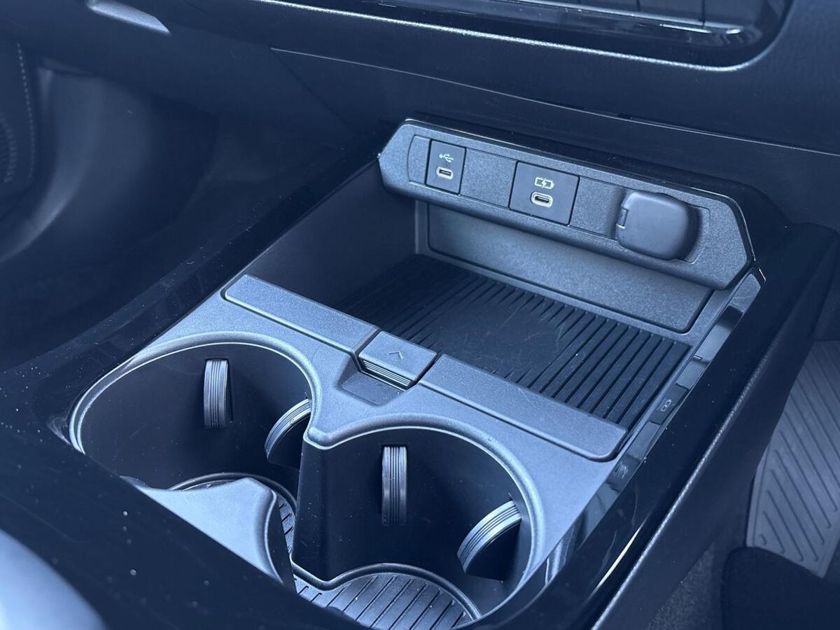 Used Toyota Prius 2024 for sale - 76800515: Photo 17