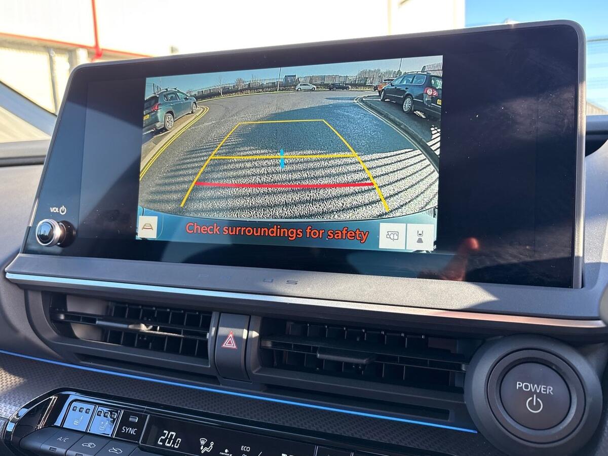 Used Toyota Prius 2024 for sale - 76800515: Photo 22